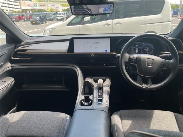 クラウンクロスオーバー2.5 G アドバンスト E-Four 4WD