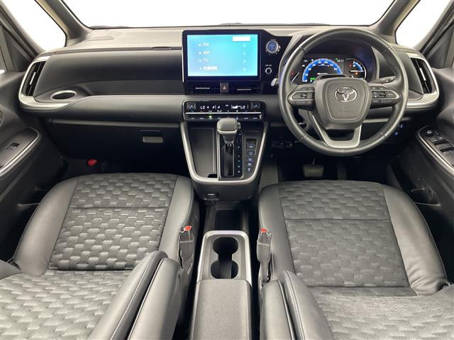 ヴォクシー1.8 ハイブリッド S-Z E-Four 4WD