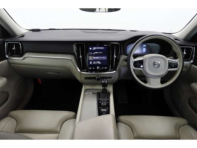 V60クロスカントリーT5 AWD プロ 4WD