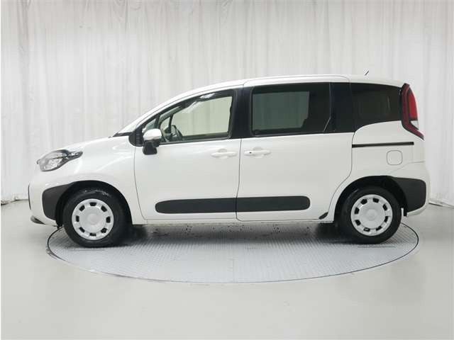 シエンタハイブリッド 1.5 G E-Four 4WD