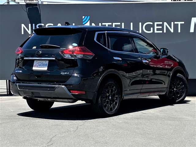 エクストレイル2.0 20X エクストリーマーX 4WD 3列車