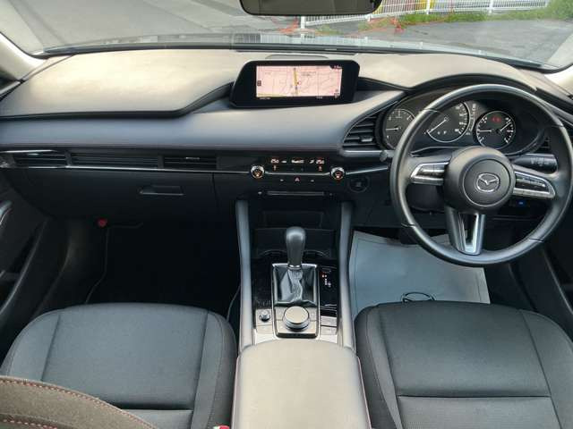 MAZDA3セダン1.8 XD ブラックトーンエディション