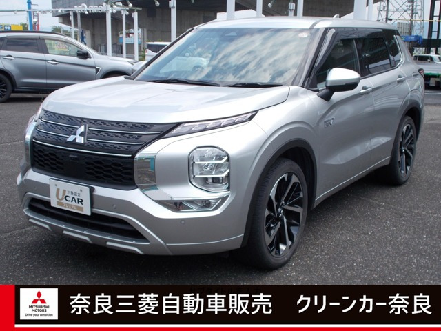 アウトランダーPHEV 2.4 P 4WD