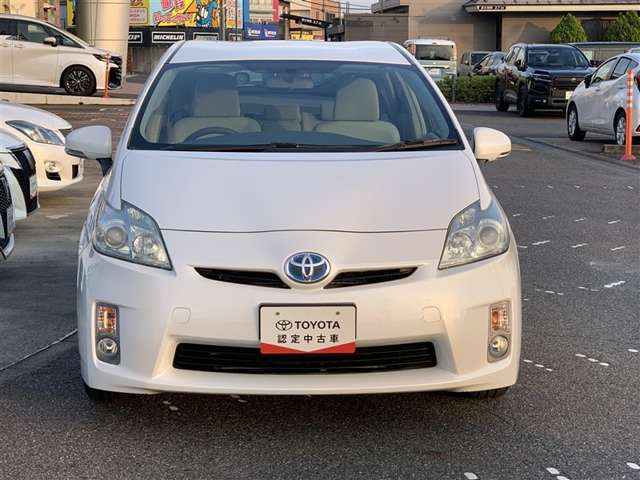 プリウス1.8 S