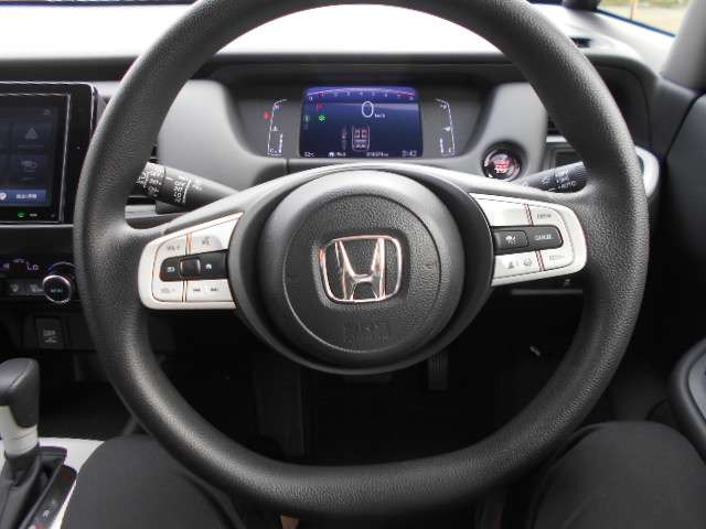 フィット1.5 ホーム 4WD