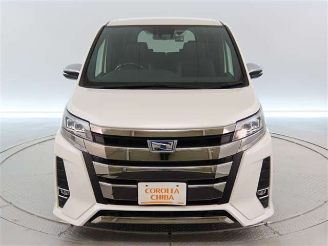 ノア1.8 ハイブリッド Si W×B II
