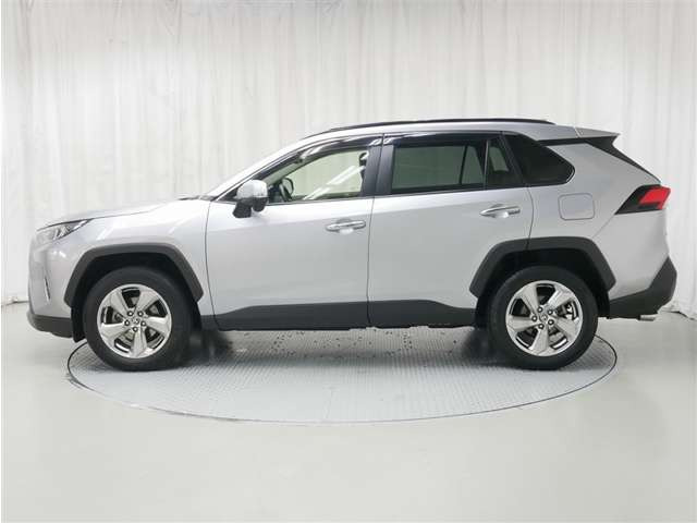 RAV42.5 ハイブリッド G E-Four 4WD