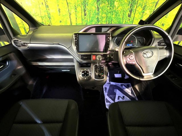 ヴォクシー2.0 ZS 煌