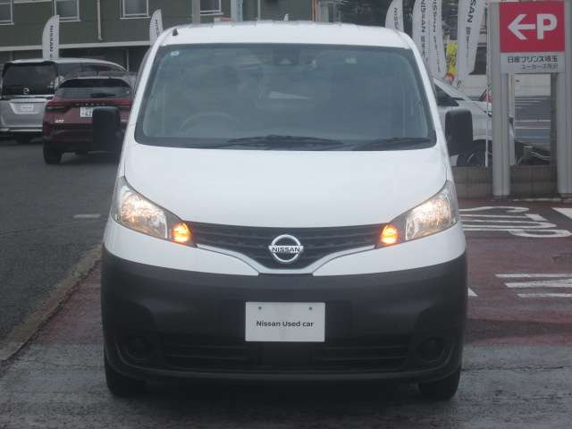 NV200バネットバン1.6 DX