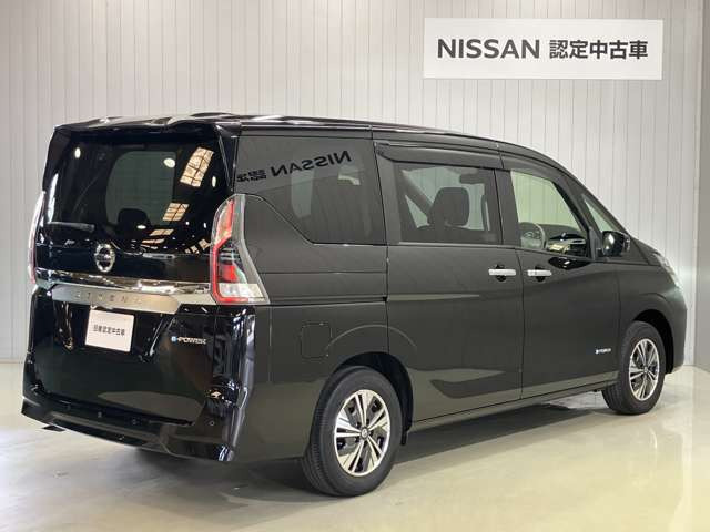 セレナ1.2 e-POWER XV