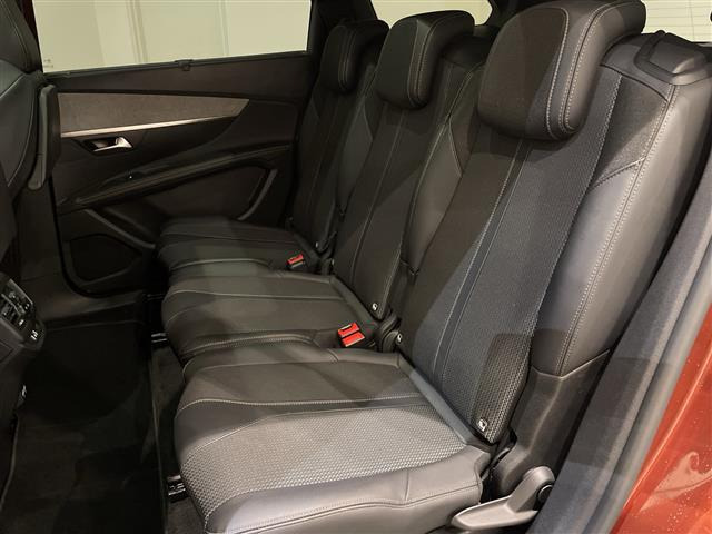 5008GT ブルーHDi ディーゼル