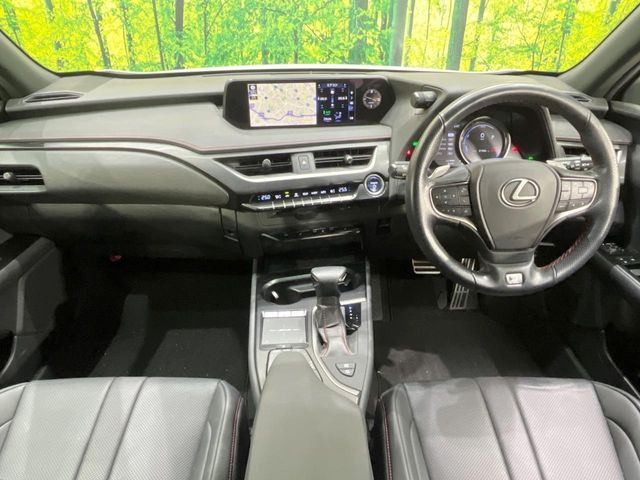 UX250h Fスポーツ