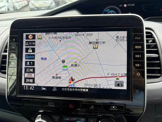 セレナ1.2 e-POWER ハイウェイスターV