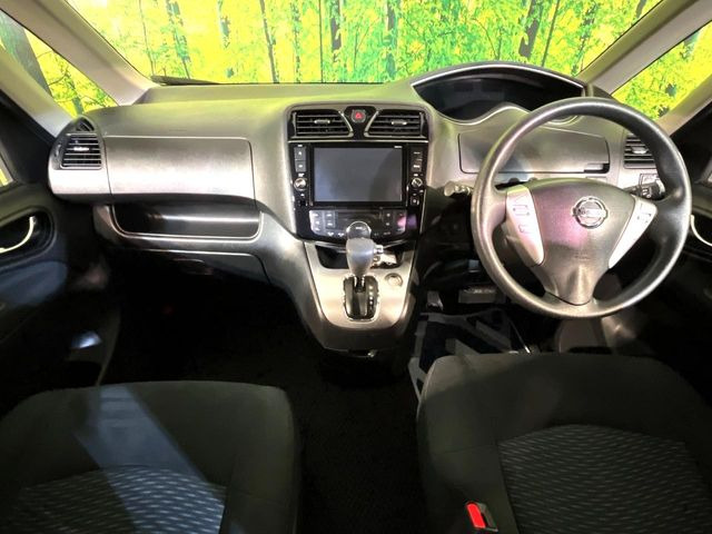 セレナ2.0 20X Vセレクション+Safety S-HYBRID