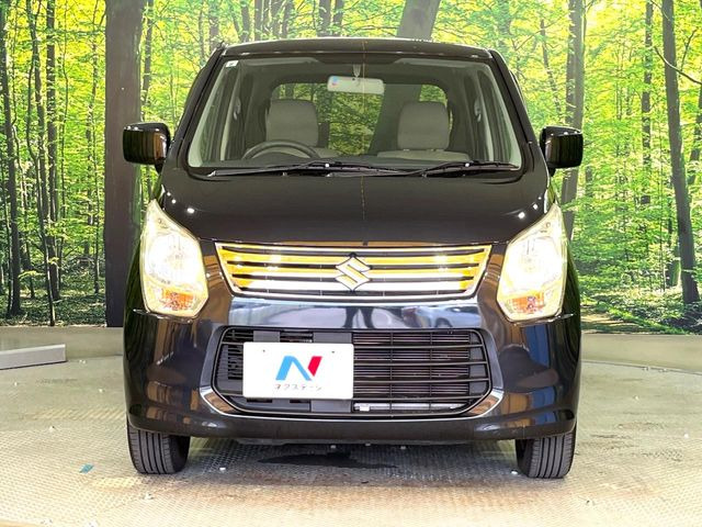 弊社では、全車『修復歴なし』のお車のみ取り扱っております。専任バイヤーによる厳選した仕入れの後、入庫後の車両チェックを行い、ネクステージが認定した高品質な中古車をご提供しております。