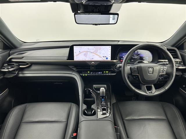 クラウンスポーツ2.5 Z E-Four 4WD