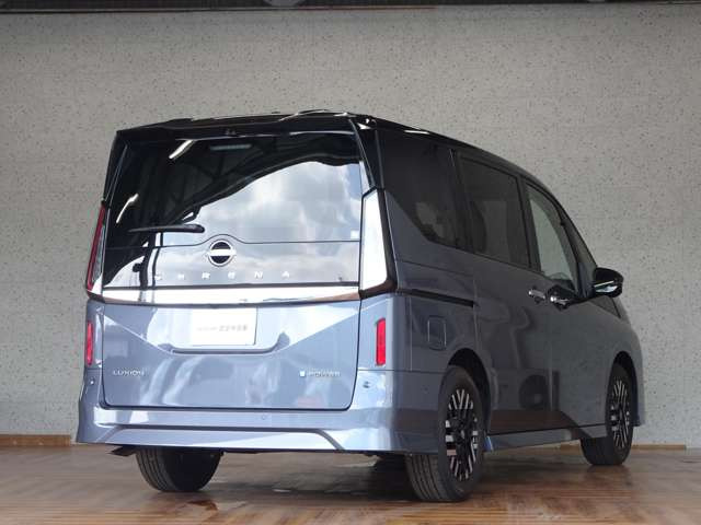セレナ1.4 e-POWER ルキシオン