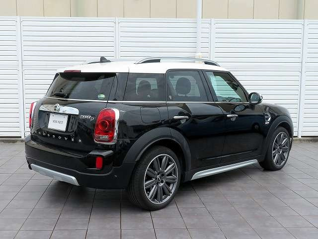 ミニクロスオーバークーパー D オール4 4WD