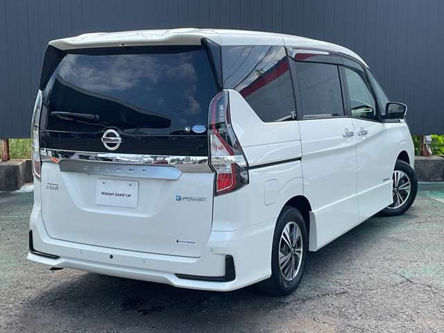 セレナ1.2 e-POWER ハイウェイスターV