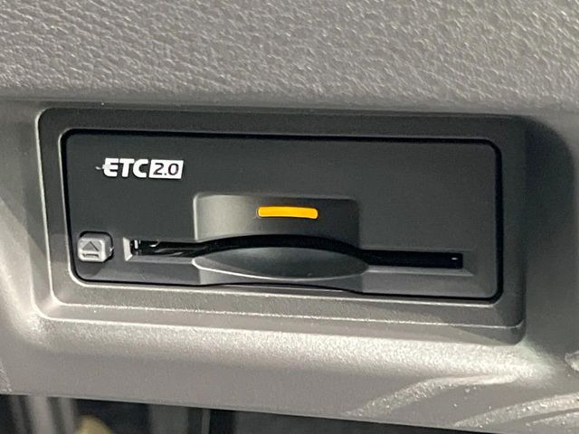【ETC】高速道路の料金所をストレスなく通過!話題のスポットやサービスエリアに多い「スマートIC」利用時は必須のアイテムです。当店でセットアップを実施、ご納車当日からすぐにご利用いただけます!