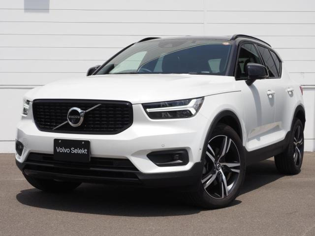 XC40B4 AWD Rデザイン 4WD