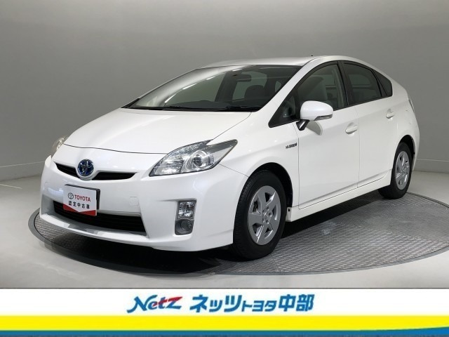 プリウス1.8 S