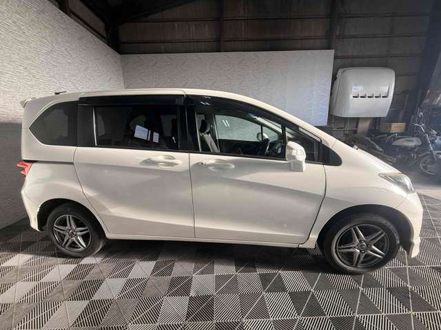ETC�A�o�b�N�J�����A�h���C�u���R�[�_�[�Ȃǂ̃I�v�V�������t���������k�ɂ̂��Ă��܂�!
