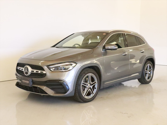 GLAクラスGLA200d 4マチック AMGライン 4WD