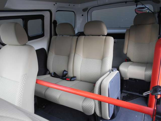 NV200バネットバン1.6 チェアキャブ 車いす1名仕様 専用サードシート有