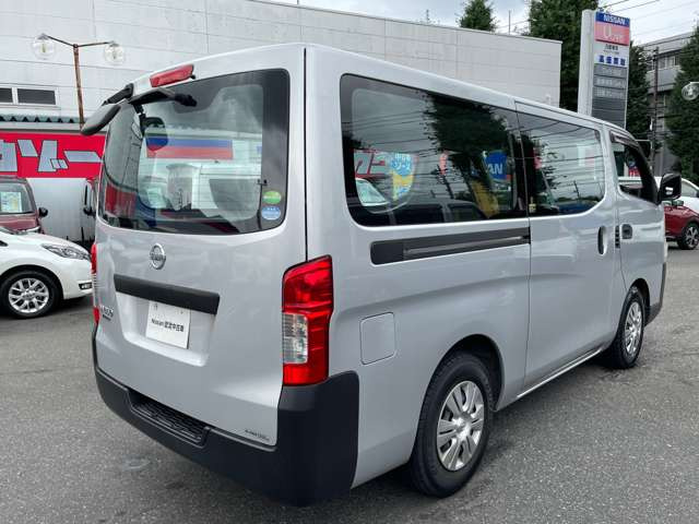NV350キャラバン2.0 DX ロング