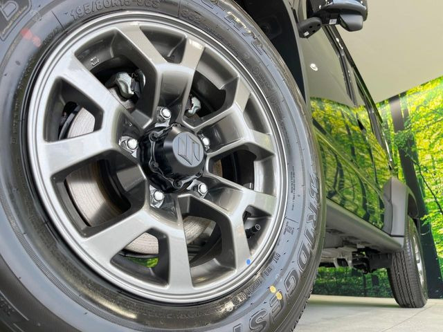 �y����15�C���`�A���~�z�C�[���z�O�ςɃ}�b�`���������A���~�z�C�[���𑕒����Ă���܂��B�e��ЊO�A���~�z�C�[����A�X�^�b�h���X�^�C�����戵�����Ă���܂��B���񂲑��k����������
