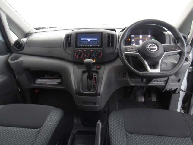 NV200バネットバン1.6 GX