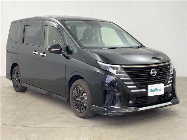 セレナ1.4 e-POWER ハイウェイスターV 90周年記念車