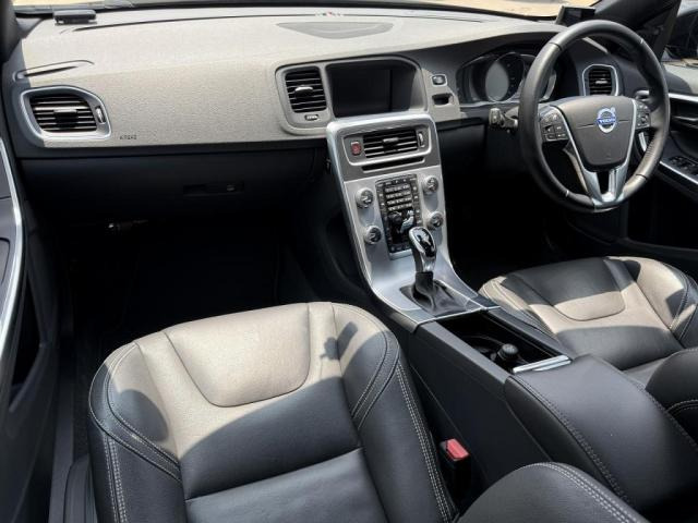 V60D4 ダイナミック エディション ディーゼル
