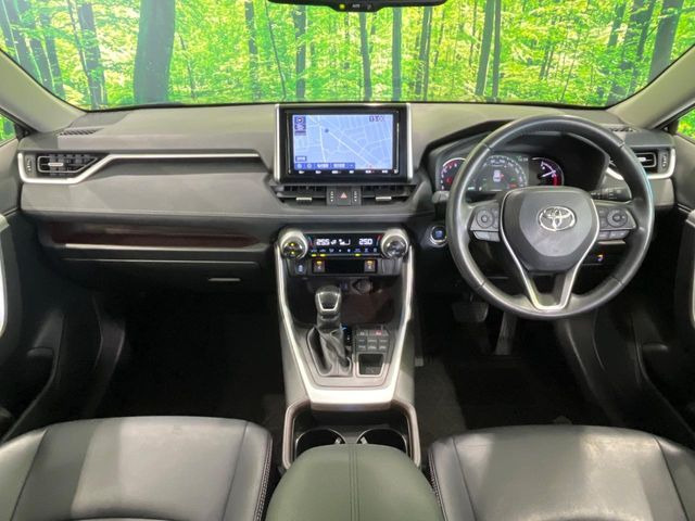 RAV42.0 G 4WD