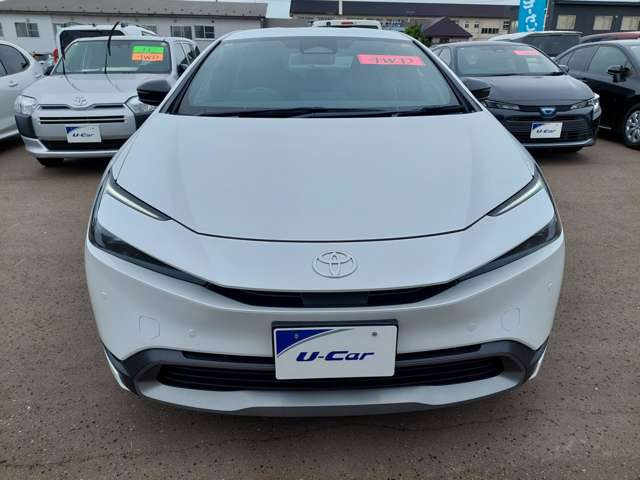 プリウス2.0 G E-Four 4WD