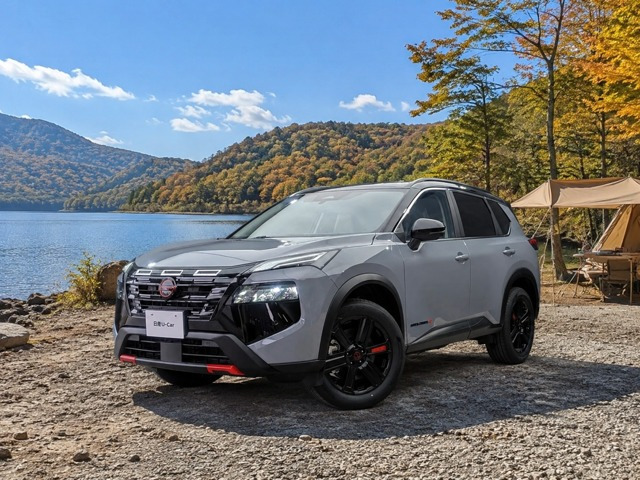エクストレイル1.5 ロック クリーク e-4ORCE 4WD