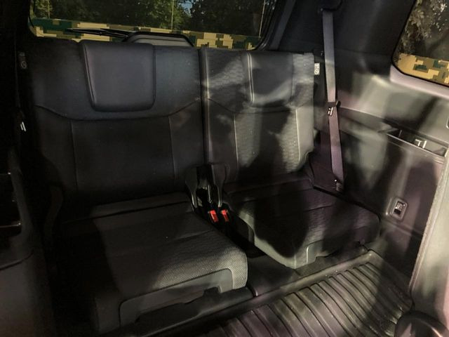 3��ڃV�[�g�͂�������ԗǍD���������ƍ����Ē����܂��̂ŁA��l���ł̂��o���������N���N�ł��􂲉Ƒ��ŁA�C�̒m�ꂽ���ԂŁA�h���C�u�ɍs���̂��y���݂ł��ˁ�