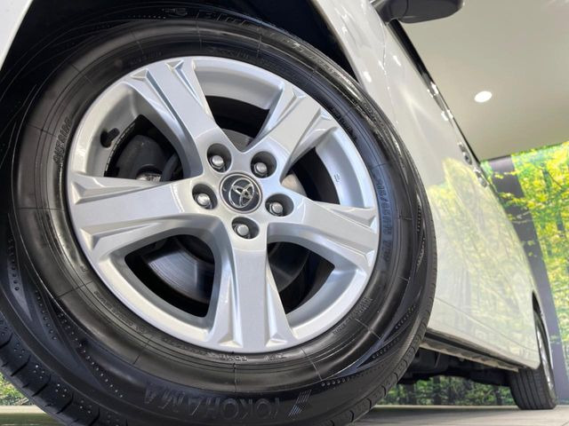 �y����16�C���`�A���~�z�C�[���z�O�ςɃ}�b�`���������A���~�z�C�[���𑕒����Ă���܂��B�e��ЊO�A���~�z�C�[����A�X�^�b�h���X�^�C�����戵�����Ă���܂��B���񂲑��k����������