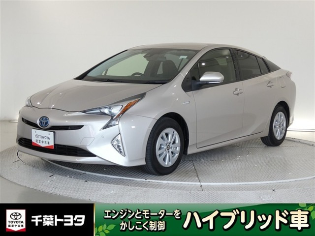 プリウス1.8 S セーフティ プラス