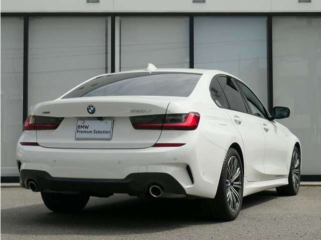 3シリーズセダン320d xドライブ Mスポーツ 4WD