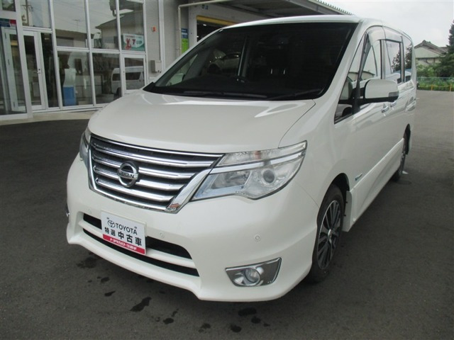 セレナ2.0 ハイウェイスター S-HYBRID