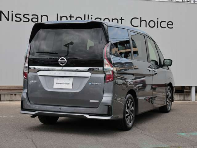 セレナ1.2 e-POWER ハイウェイスターV