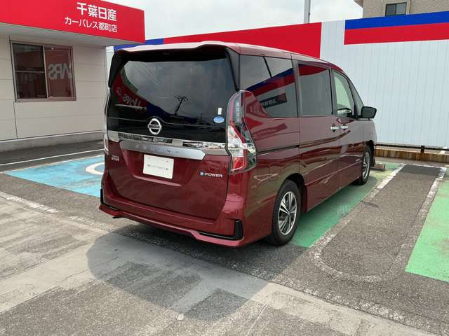 セレナ1.2 e-POWER ハイウェイスターV