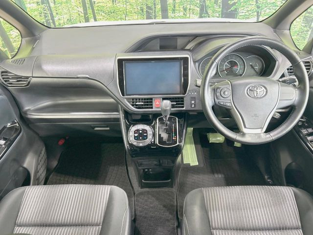 ヴォクシー2.0 ZS