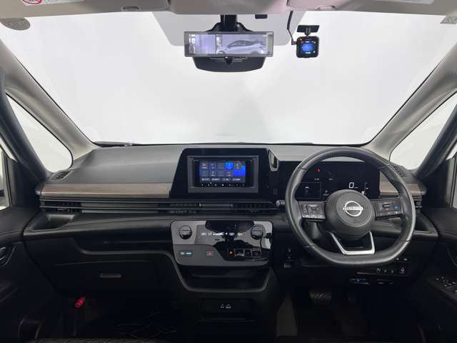 セレナ1.4 e-POWER ハイウェイスターV