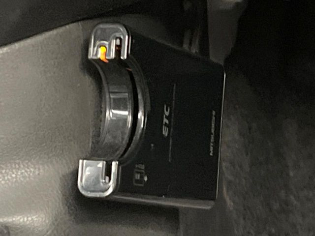 【ETC】高速道路の料金所をストレスなく通過!話題のスポットやサービスエリアに多い「スマートIC」利用時は必須のアイテムです。当店でセットアップを実施、ご納車当日からすぐにご利用いただけます!