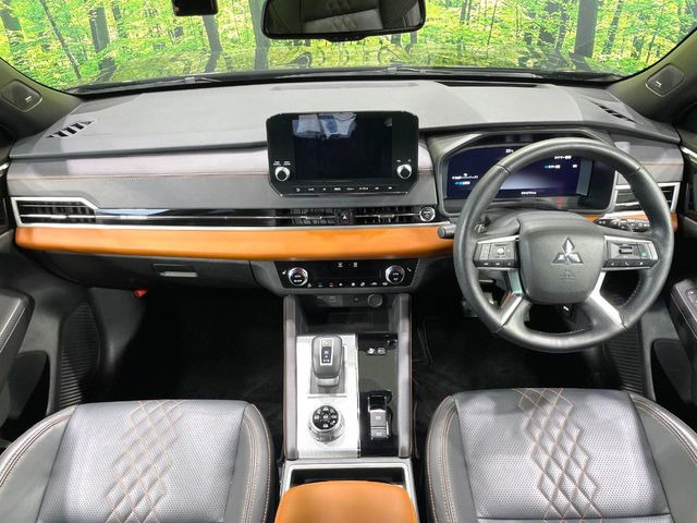 アウトランダーPHEV 2.4 P 4WD