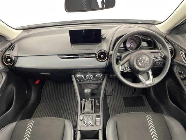 CX-31.8 XD ビビッド モノトーン