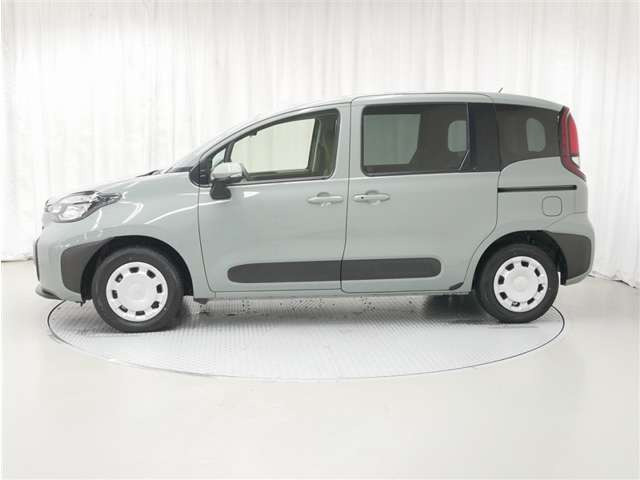 シエンタハイブリッド 1.5 G E-Four 4WD